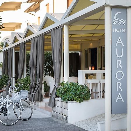 Hotel Aurora Lignano Sabbiadoro Exterior photo